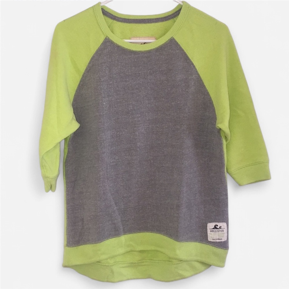 Hollister Crew Neck Sweater Size Small